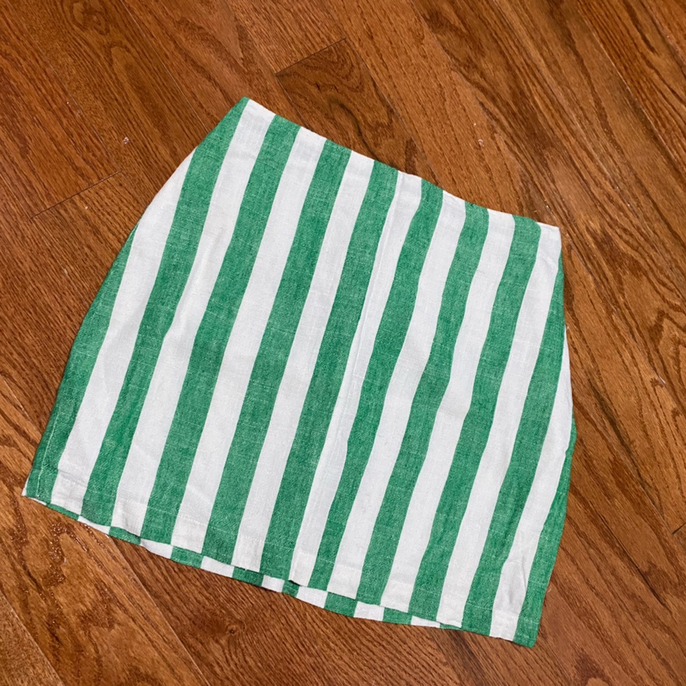 Forever 21 Green and White Skirt